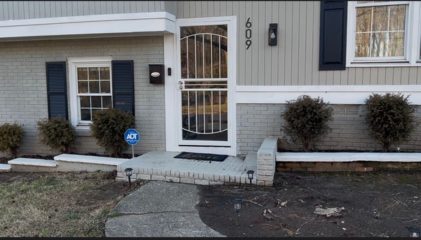 Coliving in Eastway - East Charlotte, Charlotte