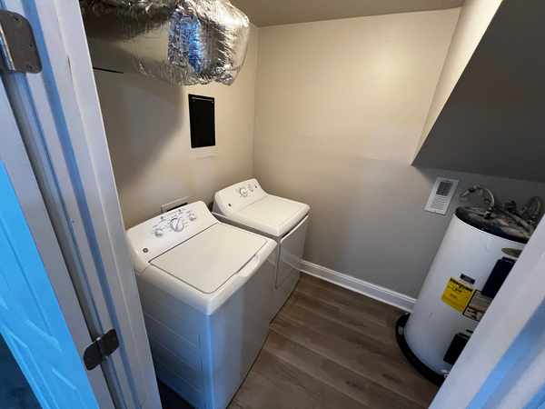 Coliving in Eastway - East Charlotte, Charlotte