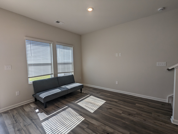 Coliving in Oakdale - North Charlotte, Charlotte