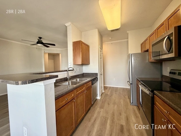 2 bedrooms apartment for rent in Midtown-Westport - KCMO, Kansas City