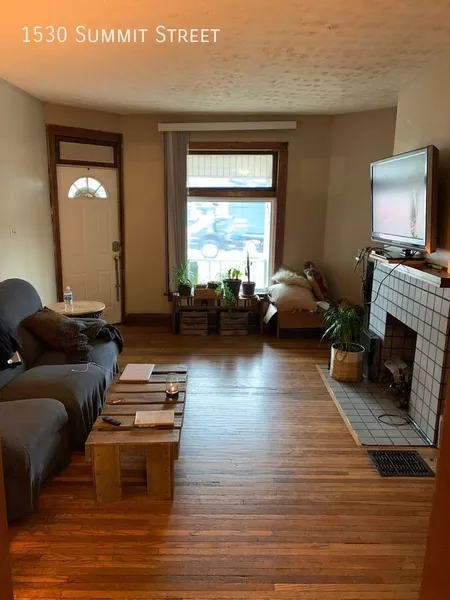 4 bedrooms apartment for rent in Weinland Park - Central Columbus, Columbus