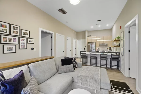 2 bedrooms apartment for rent in Boystown - North Side, Chicago