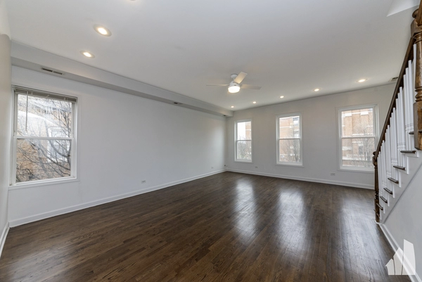 4 bedrooms apartment for rent in Wicker Park - Central, Chicago