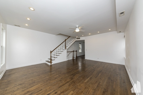 4 bedrooms apartment for rent in Wicker Park - Central, Chicago