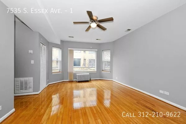 2 bedrooms apartment for rent in South Shore - South Side, Chicago