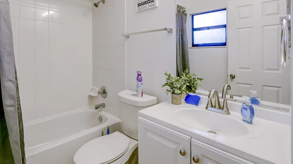 Coliving in Sulphur Springs - North Tampa, Tampa