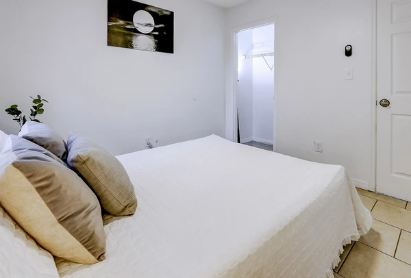 Coliving in Sulphur Springs - North Tampa, Tampa