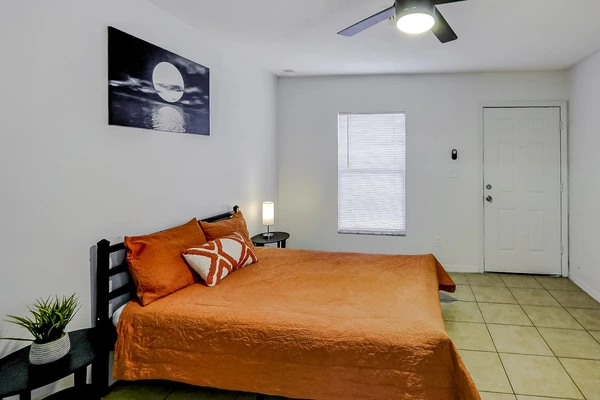 Coliving in Sulphur Springs - North Tampa, Tampa