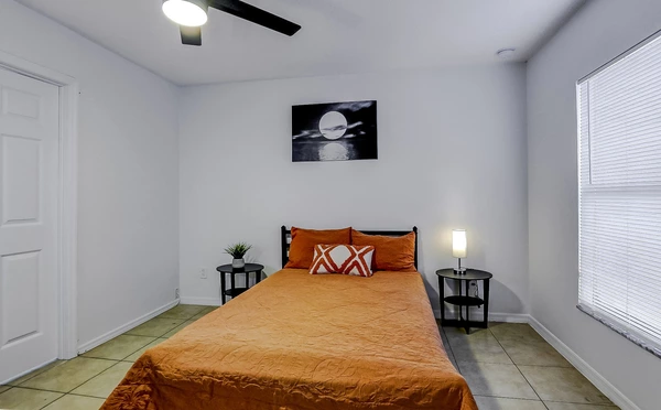Coliving in Sulphur Springs - North Tampa, Tampa