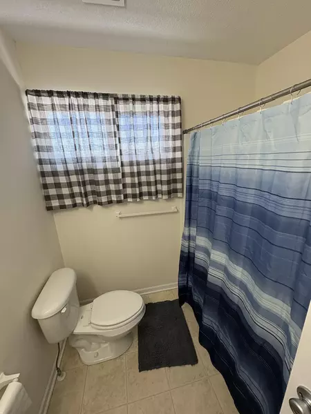 Coliving in Red Bridge - KCMO, Kansas City