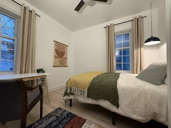 Coliving in Merrill Park - West / SW Mil, Milwaukee