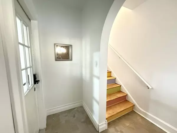 Coliving in Merrill Park - West / SW Mil, Milwaukee