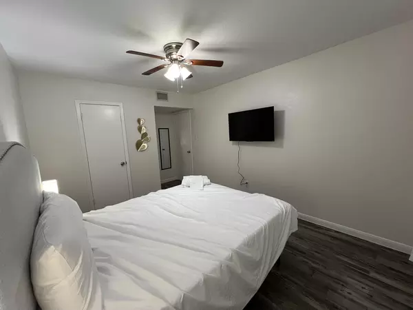 Coliving in Irving - Sw Dallas, Dallas