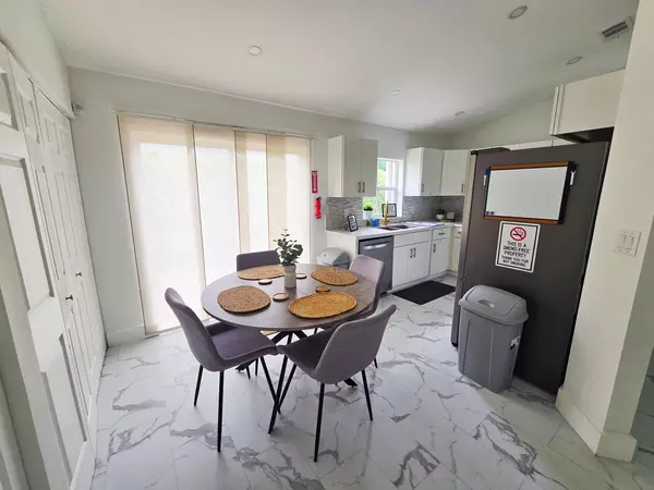 Coliving in Davie - Broward County, Miami