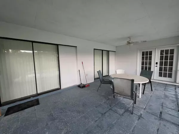 Coliving in Port Charlotte - North Port, Sarasota