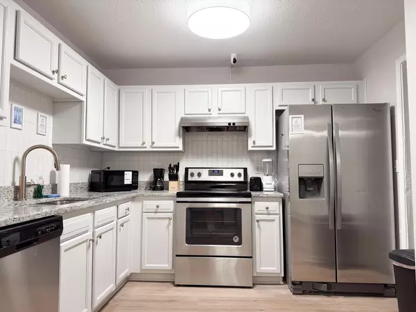 Coliving in Windy Hill - Southside, Jacksonville