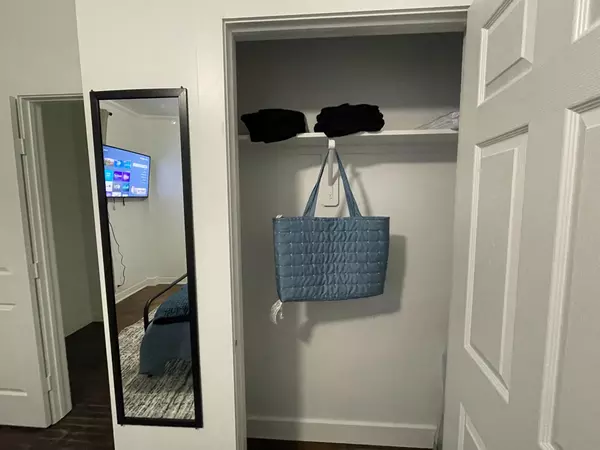 Coliving in The Woodlands - Nw Houston, Houston