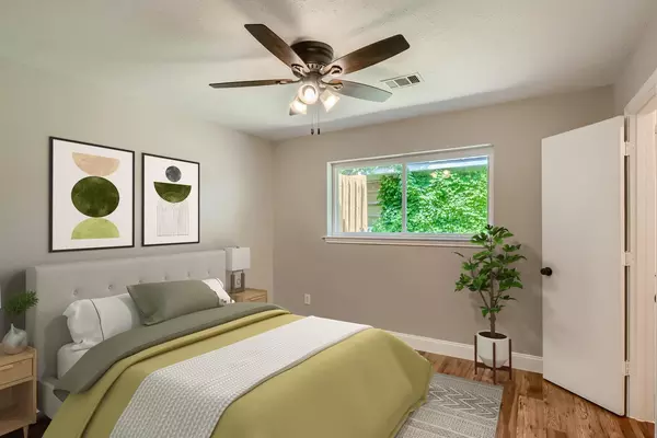 4 bedrooms apartment for rent in Northwood Hills - Ne Dallas, Dallas