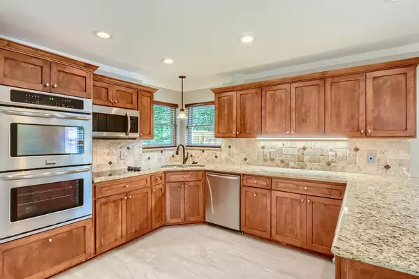 4 bedrooms apartment for rent in Northwood Hills - Ne Dallas, Dallas