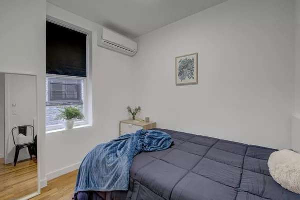 Coliving in Glendale NY - Queens, New York
