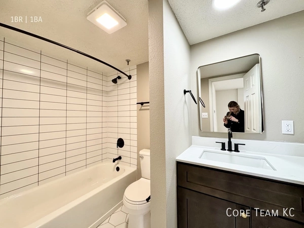 1 bedroom apartment for rent in Country Club Plaza - KCMO, Kansas City