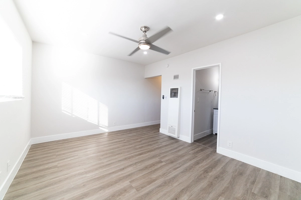 Studio Apartment for rent in Mid City - Central Los Angeles, Los Angeles