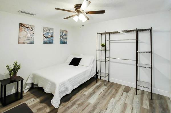 Coliving in East Lake-Orient Park - East Tampa, Tampa