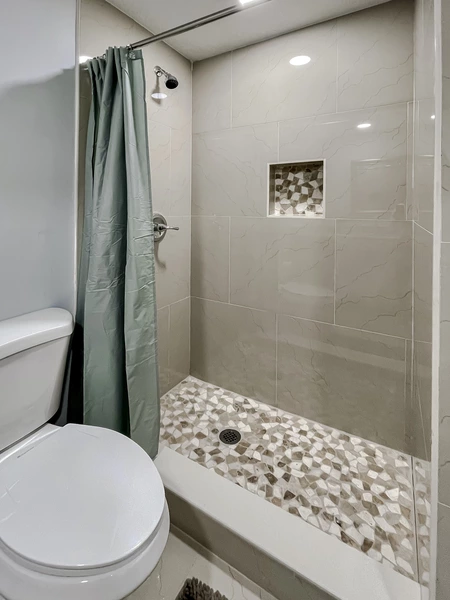 Coliving in Lake Forest - Northside, Jacksonville