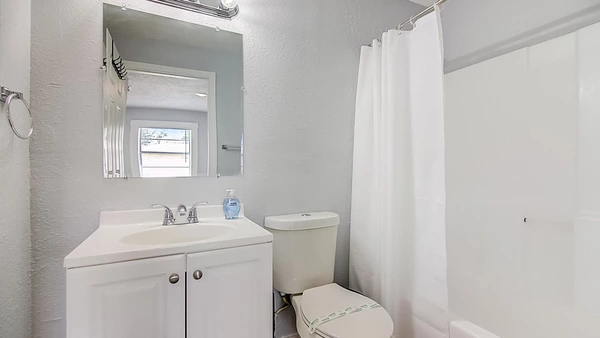 Coliving in Grant Park Tampa - East Tampa, Tampa