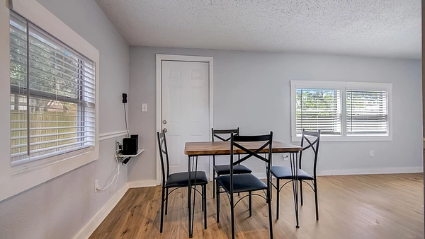Coliving in Grant Park Tampa - East Tampa, Tampa