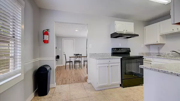 Coliving in Grant Park Tampa - East Tampa, Tampa