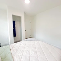 Coliving in Live Oaks Square - East Tampa, Tampa