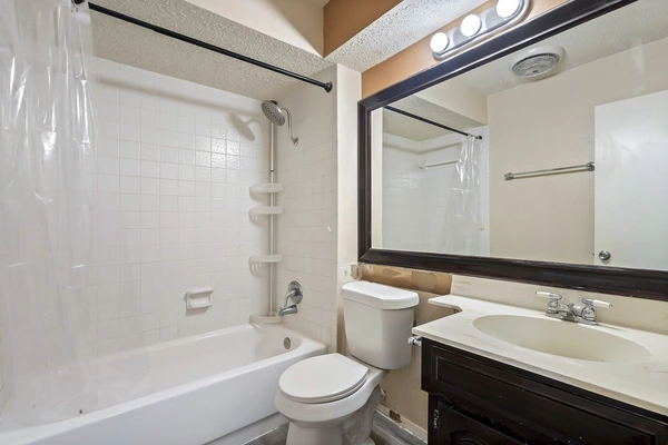 Coliving in Garland - Ne Dallas, Dallas