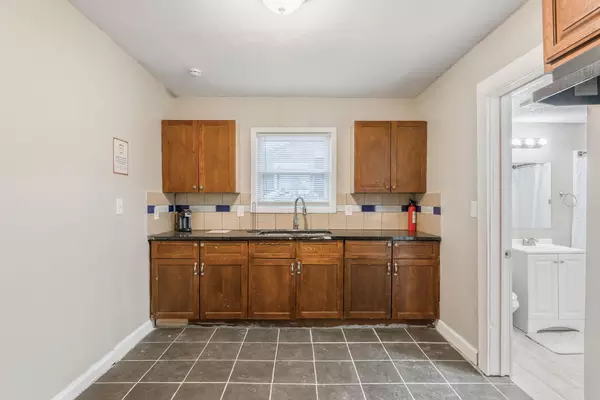 Coliving in Independence - Outer KCMO, Kansas City