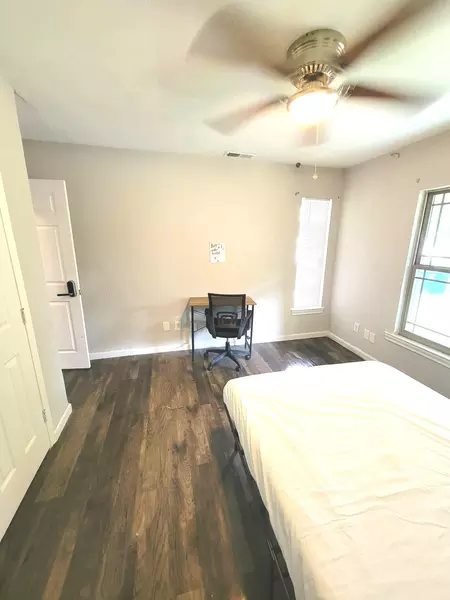 Coliving in Cedar Crest - Se Dallas, Dallas