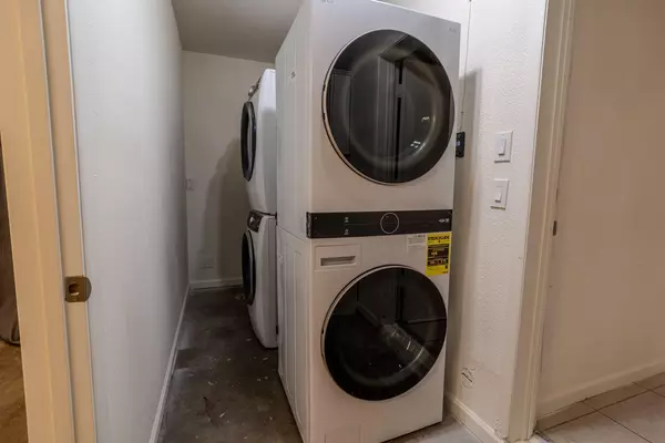 Coliving in Glendale - NW Valley, Phoenix