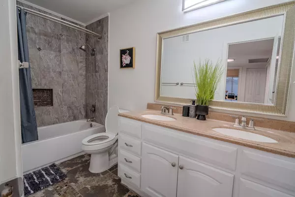 Coliving in Glendale - NW Valley, Phoenix