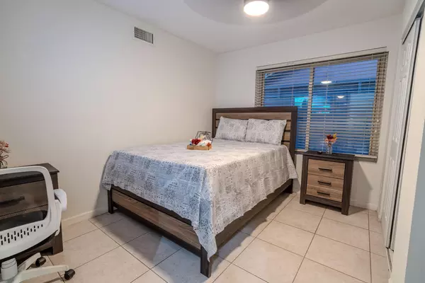 Coliving in Glendale - NW Valley, Phoenix