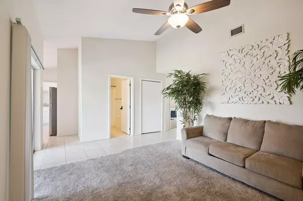 Coliving in Melbourne - Outer Orlando, Orlando