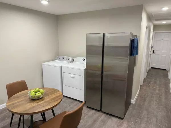 Coliving in Wolf Creek - Sw Dallas, Dallas
