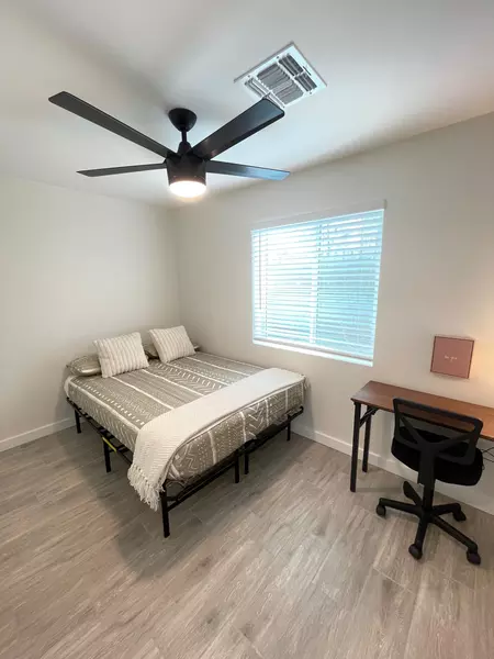 Coliving in Glendale - NW Valley, Phoenix