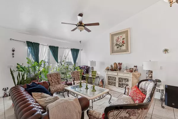 Coliving in Apopka - North Orlando, Orlando