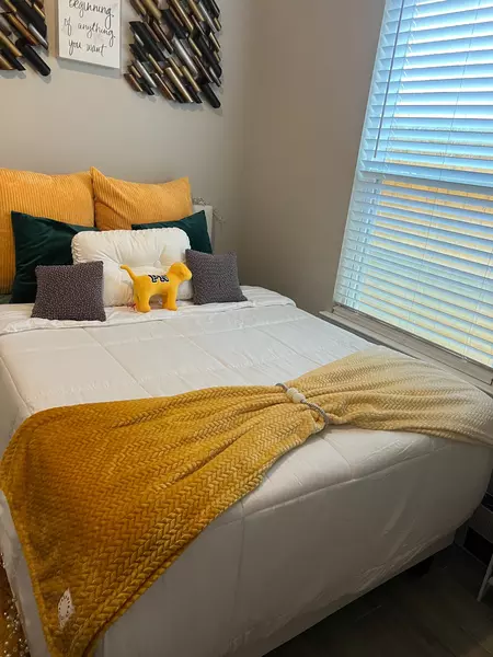 Coliving in The Woodlands - Nw Houston, Houston