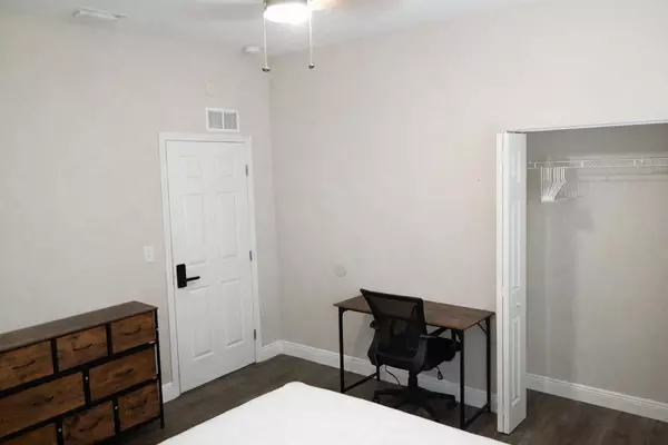 Coliving in Macfarlane Park - West Tampa, Tampa