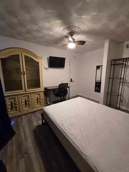 Coliving in Oak Cliff - Sw Dallas, Dallas