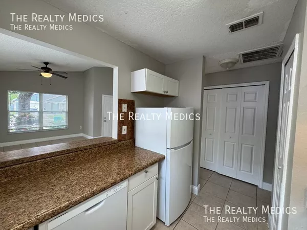 4 bedrooms apartment for rent in Pine Hills - West Orlando, Orlando