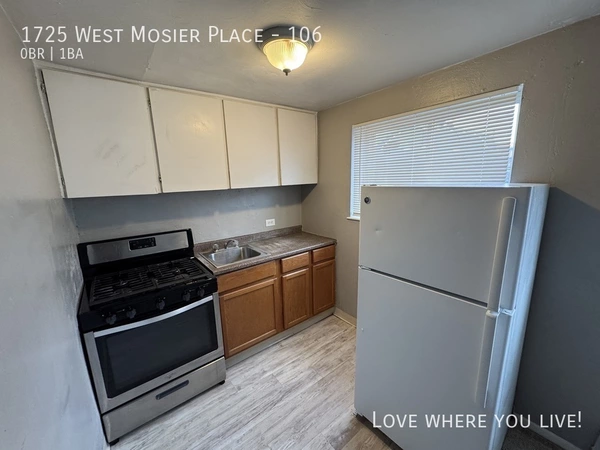 Studio Apartment for rent in Athmar Park - West Denver, Denver