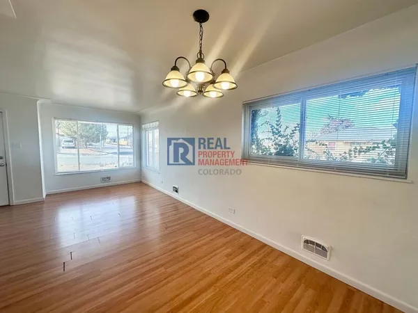 4 bedrooms apartment for rent in Park Hill - North Denver, Denver