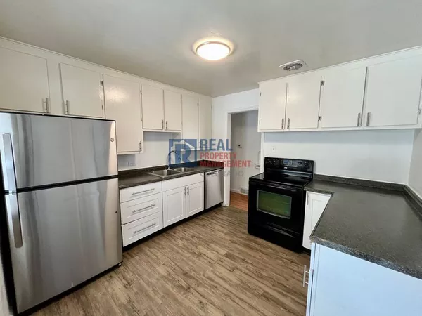 4 bedrooms apartment for rent in Park Hill - North Denver, Denver