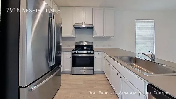 4 bedrooms apartment for rent in Inner West Side - West SATX, San Antonio